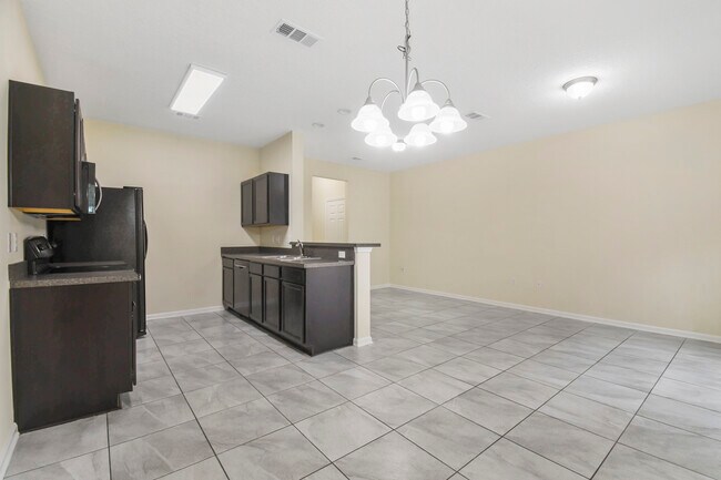Building Photo - 266 Moultrie Village Ln