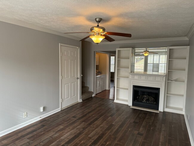 Building Photo - Cozy Townhome in Antioch