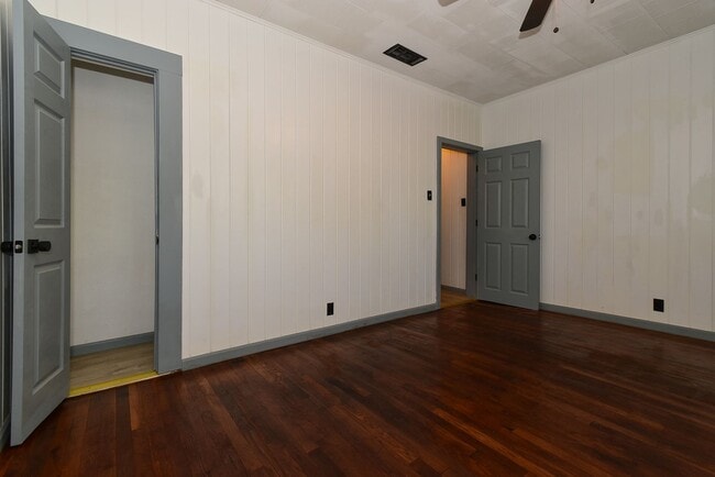 Building Photo - 1507 Bois D'Arc St