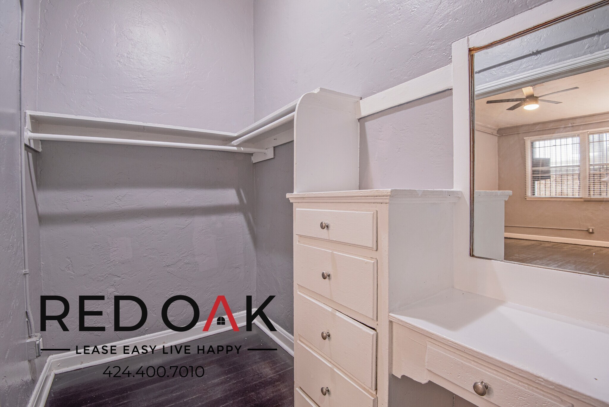 Building Photo - 854 S Oxford Ave