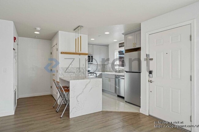 Building Photo - 3865 Carter Dr