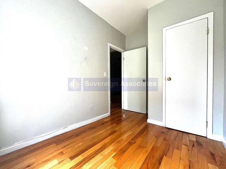 Building Photo - 539 W 156th St