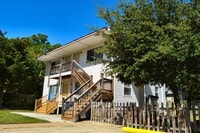 Building Photo - 11th Bay Colonies