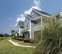 Building Photo - Spacious Three Bedroom Townhome in Old South!