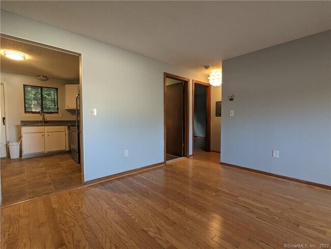 Building Photo - 11 Westgate St