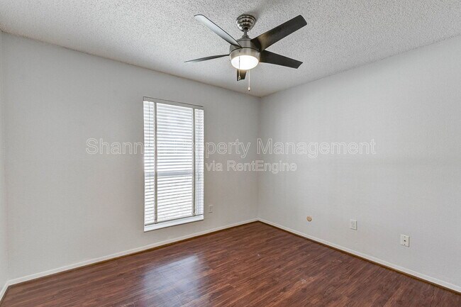 Building Photo - 5911 Chrystell Ln