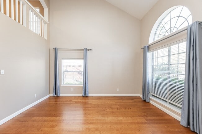 Building Photo - 14335 Pelican Marsh Dr