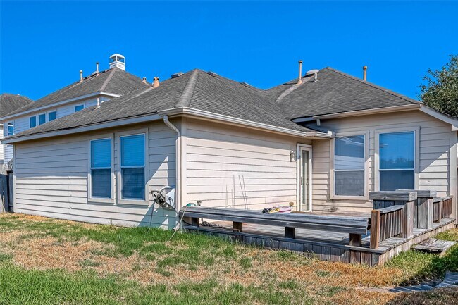 Building Photo - 3403 Sparta Dr