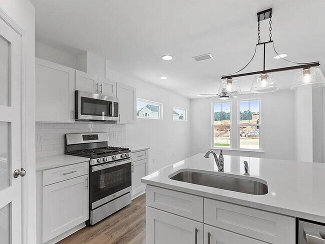 Building Photo - 3665 Meadow Vista Ln.