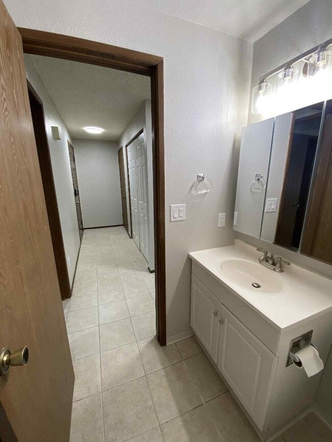 Building Photo - 5213 84th St SW