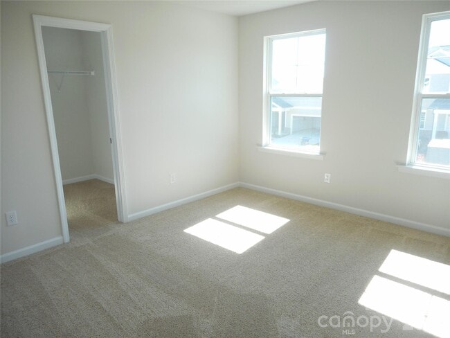 Building Photo - 5022 Markfield Ln
