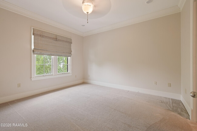 Building Photo - 605 Silverstone Rd