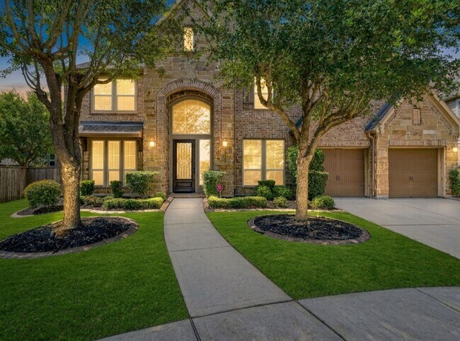 Building Photo - 27703 Lodgemist Ct