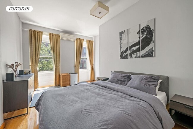 Building Photo - 530 Carlton Ave