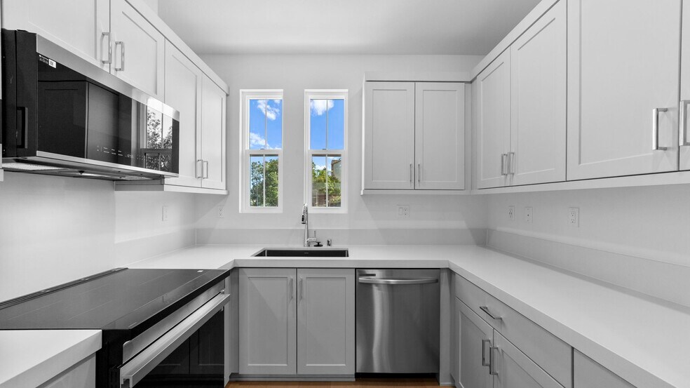 Building Photo - 1208 Mountain Laurel Rd