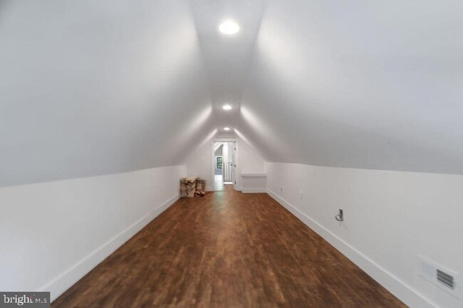 Building Photo - 1524 W Street SE Unit