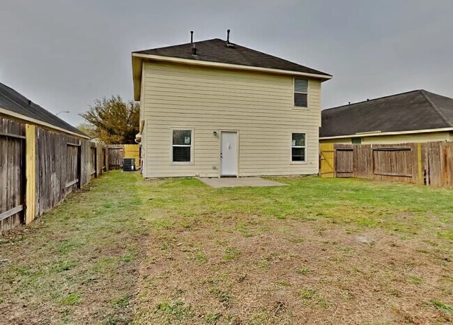 Building Photo - 13206 Ambrosa Dr