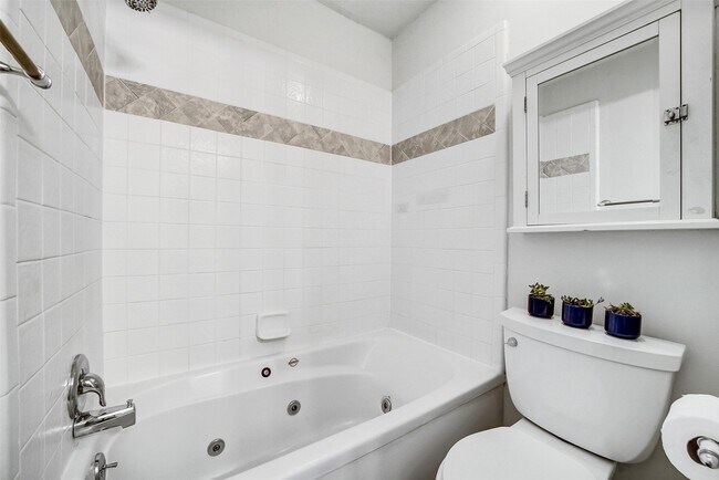 Building Photo - 1123 Comstock Springs Dr