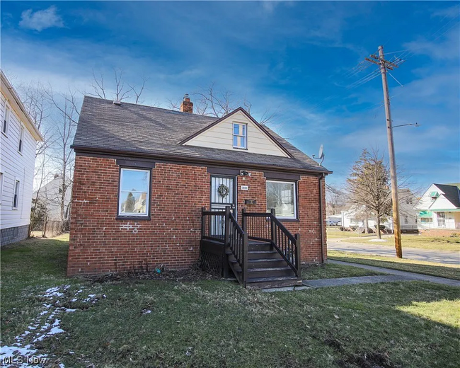 Building Photo - 3836 E 112th St