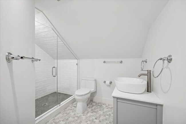 Building Photo - 415 Arlington St