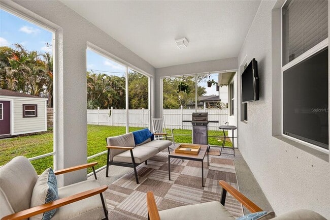 Building Photo - 3204 W Marlin Ave