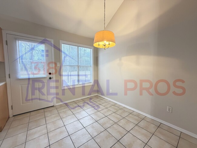 Building Photo - 3 Bed, 2 Bath Home in Ruston!