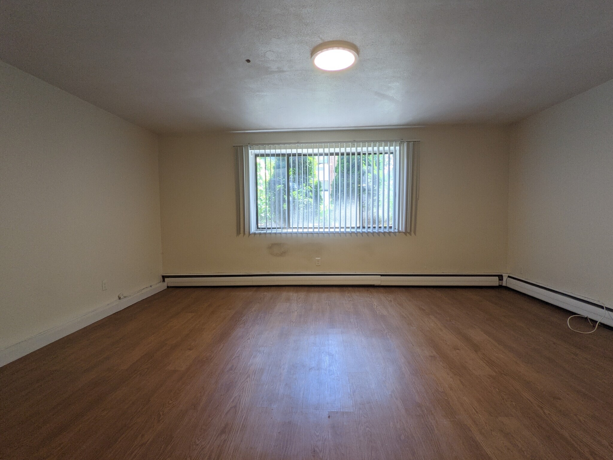 Building Photo - 94 Babcock St