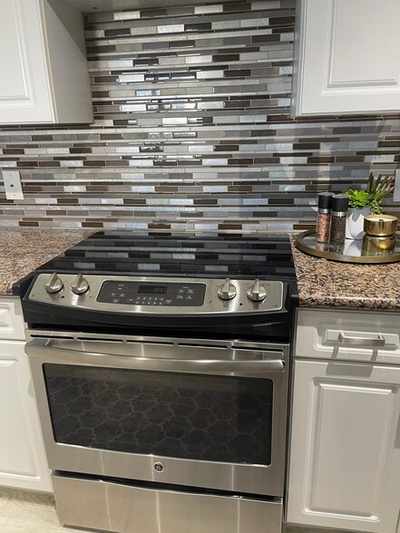 Building Photo - 3594 S Ocean Blvd