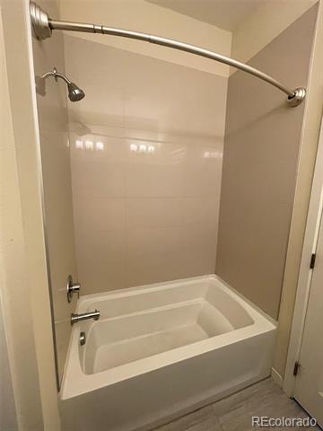 Building Photo - 1883 Vine St