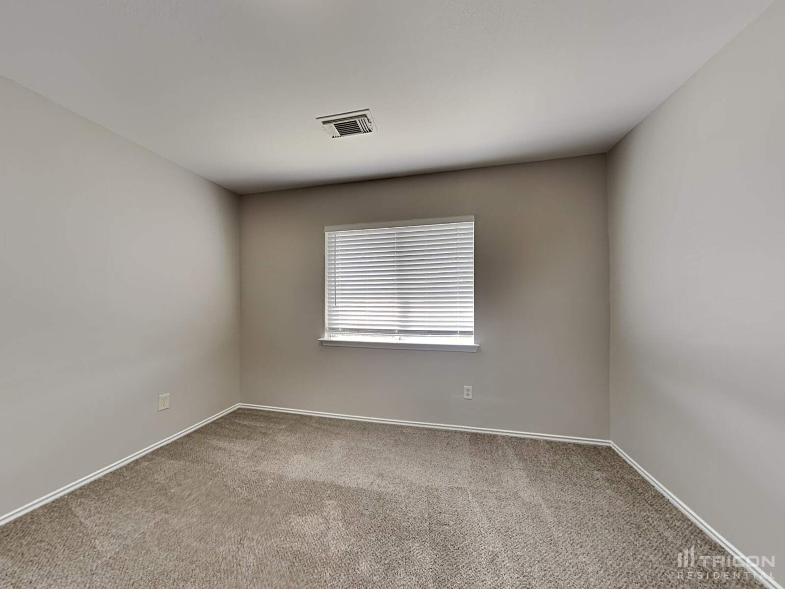 Building Photo - 9303 Deep Valley Dr