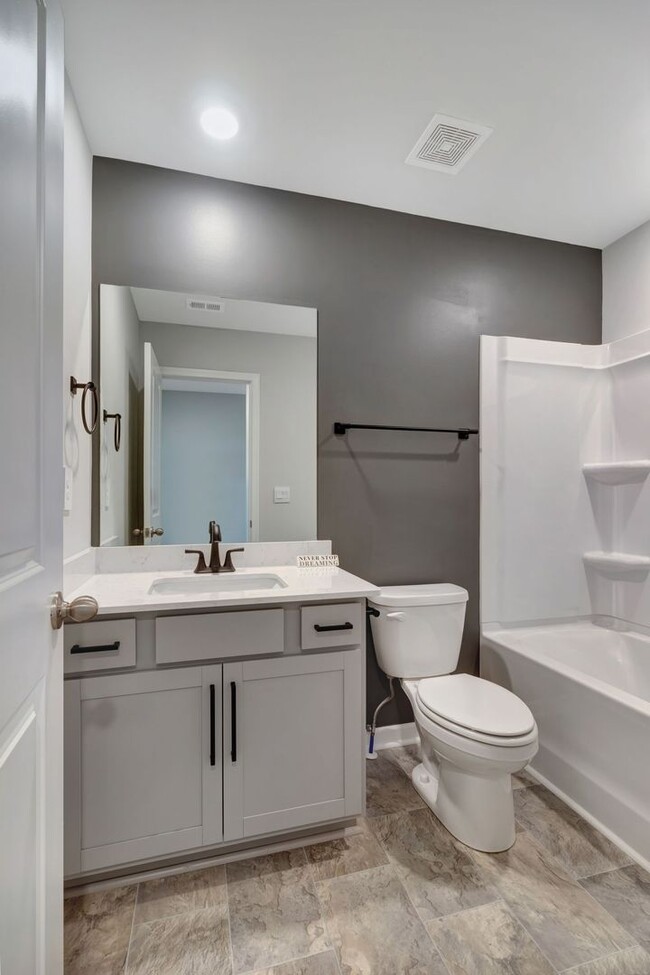 Building Photo - BRAND NEW 3 BEDROOM 3 BATH TOWNHOME WITH U...