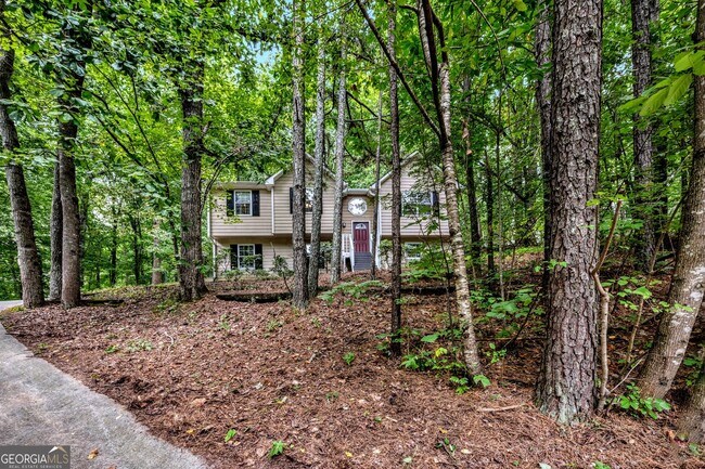 Building Photo - 8008 Clearview Cir