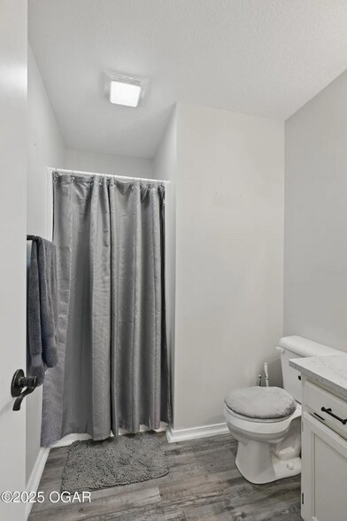 Building Photo - 4206 W 27th St