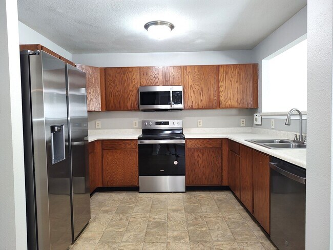 Building Photo - 2726 Red Squirrel Trail