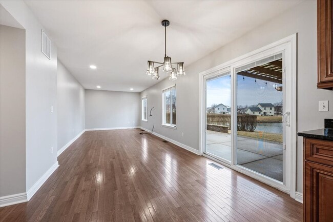 Building Photo - 1720 William Dr