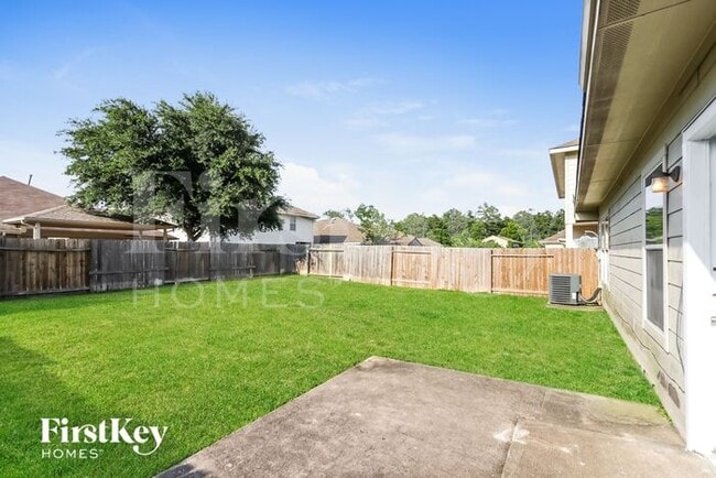 Building Photo - 1623 Rosalinda Ln