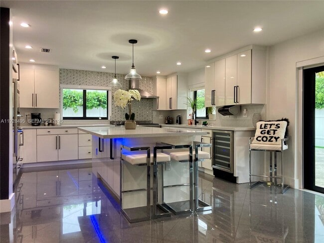 Building Photo - 7524 Mutiny Ave