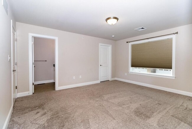 Building Photo - 539 Joseph Ct