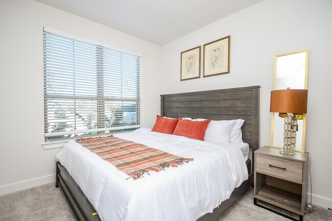 Building Photo - 31407 Splitting Willow Ln