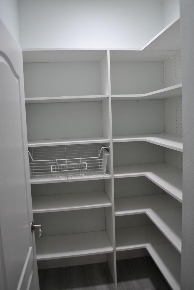 Building Photo - 128 Centennial Park Dr