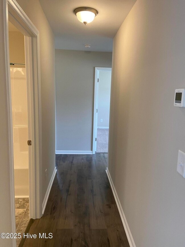 Building Photo - 620 Moonstone Ct