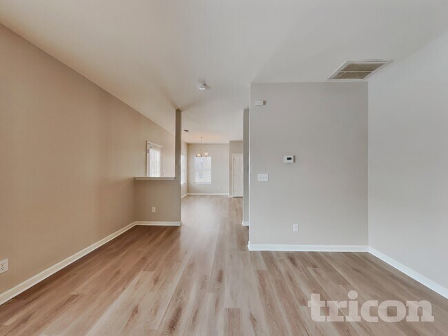 Building Photo - 413 Stoney Run Dr