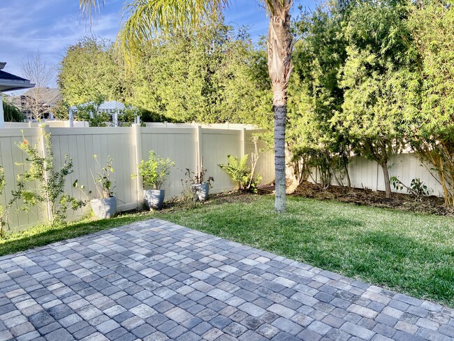 Building Photo - 30 Paradise Valley Dr