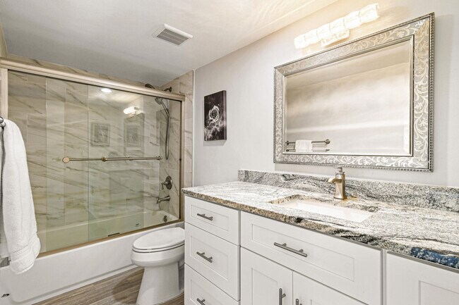 Building Photo - 3546 S Ocean Blvd