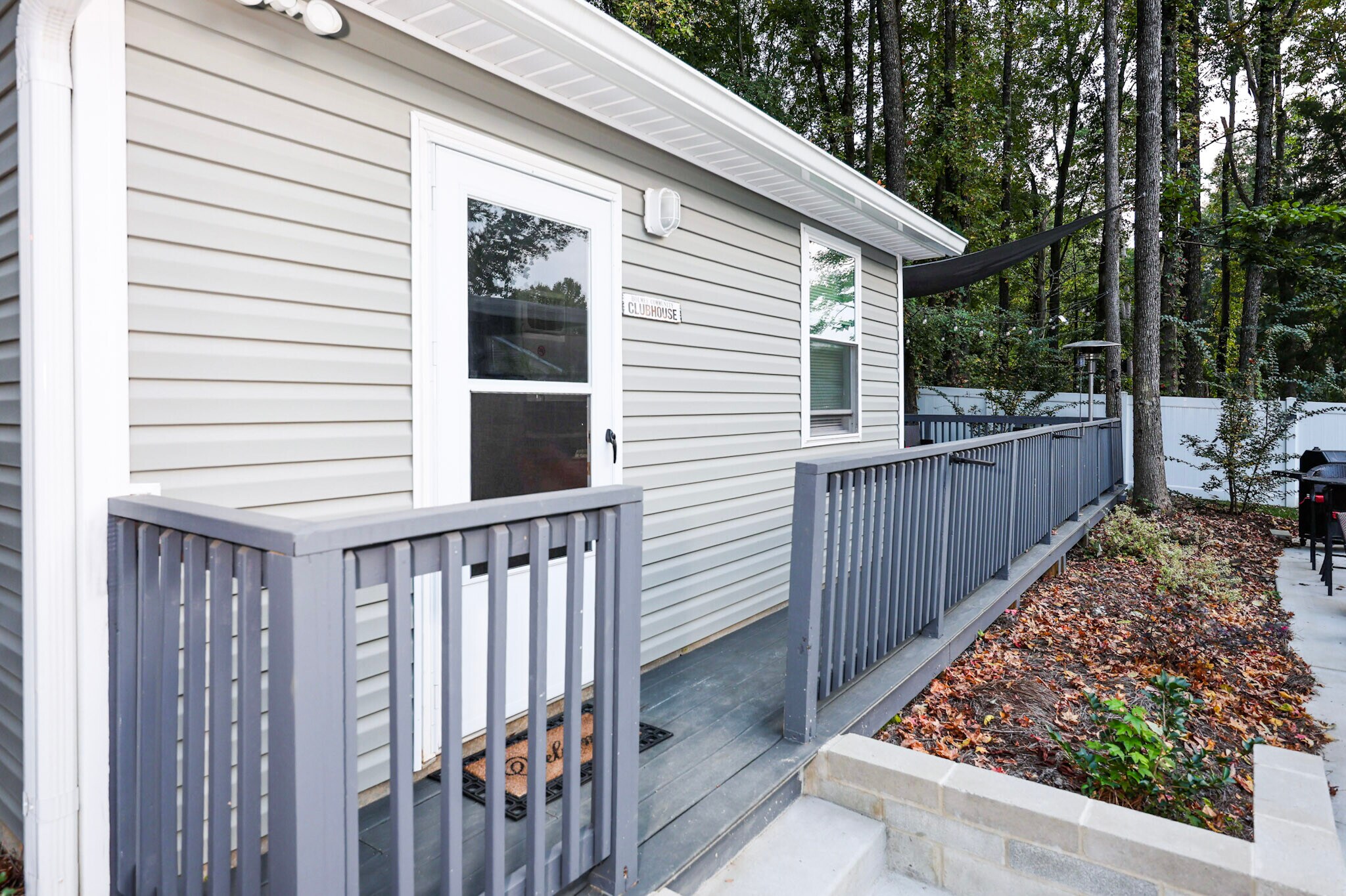 Building Photo - 4828 Cheviot Rd