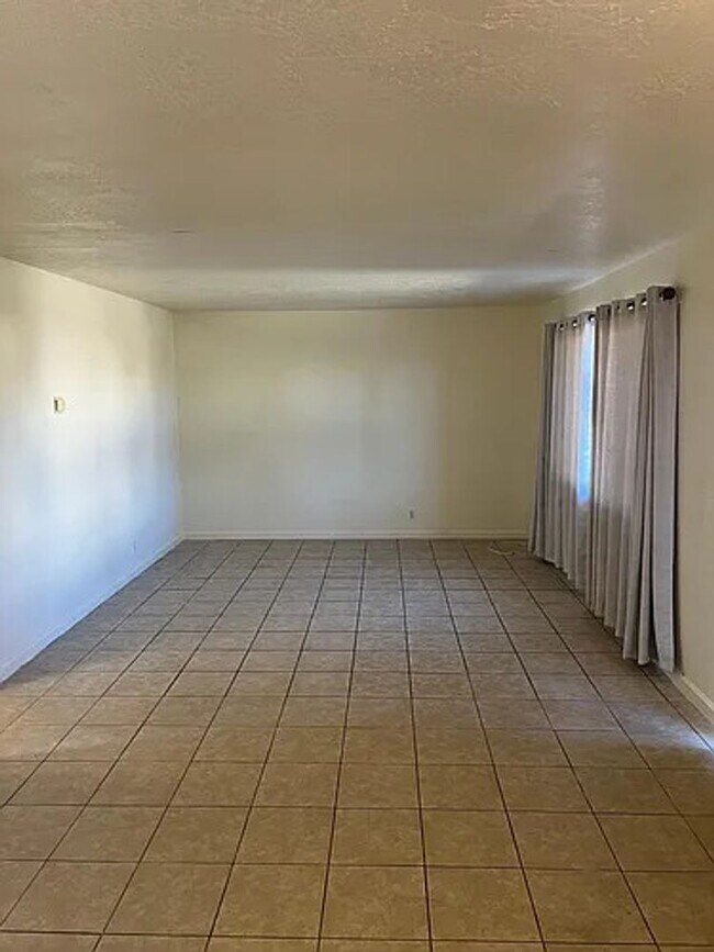 Building Photo - 13360 Navajo Rd