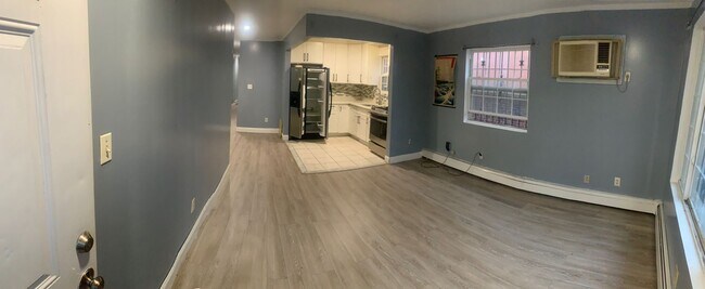 Building Photo - 258 Miller Ave