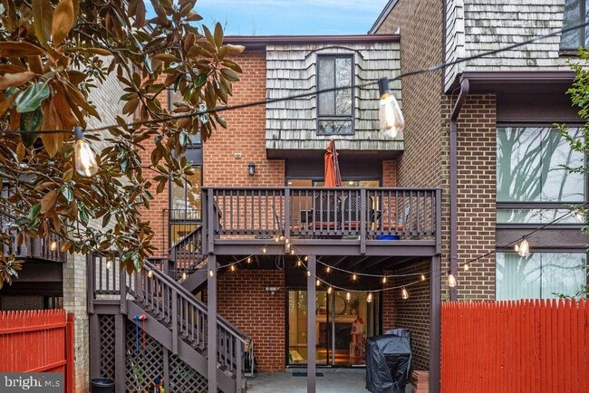 Building Photo - 4920 Herkimer St