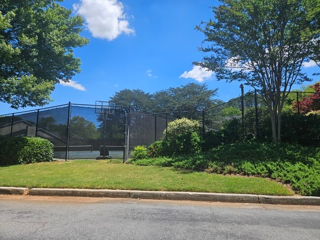 Building Photo - 35 Devon Ln