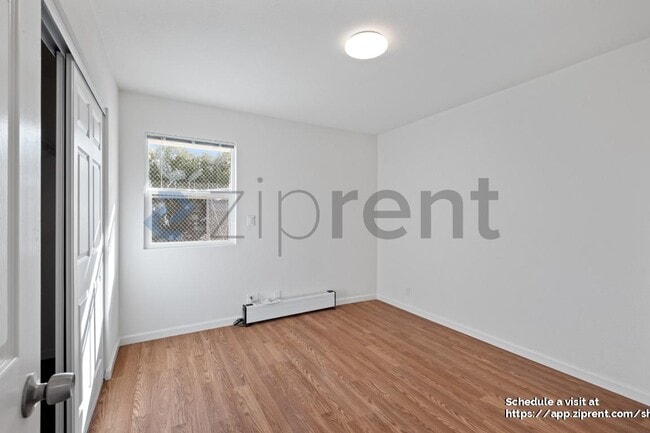 Building Photo - 3721 Northridge Dr